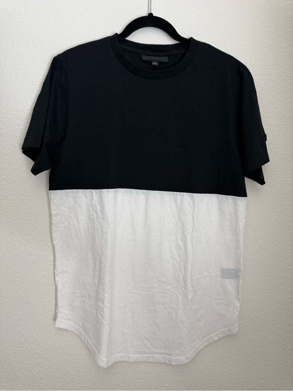 Black Scale | Men's Black and White Colorblock Tee 100% PIMA Cotton Size M